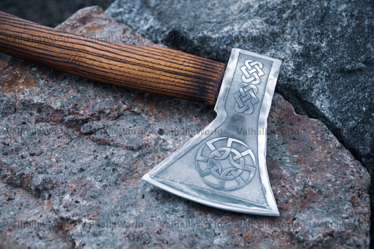 CUSTOM runic axe